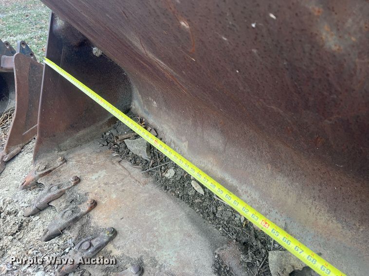 image for item NN9333 80" W wheel loader bucket