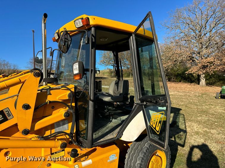 image for item NO9480 2004 JCB 212SU landscape tractor