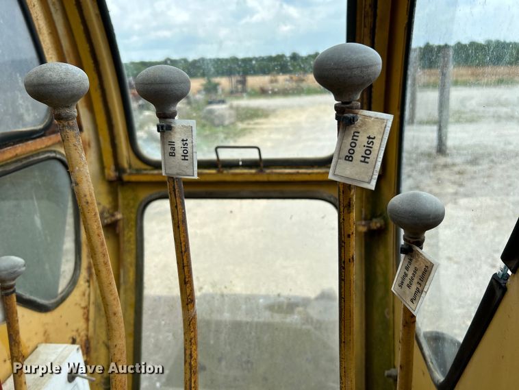 image for item OK9732 1973 P&H 650ATC  crane