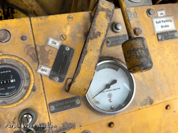 image for item OK9732 1973 P&H 650ATC  crane