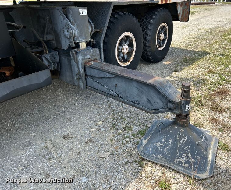 image for item OK9732 1973 P&H 650ATC  crane