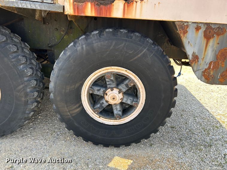 image for item OK9732 1973 P&H 650ATC  crane