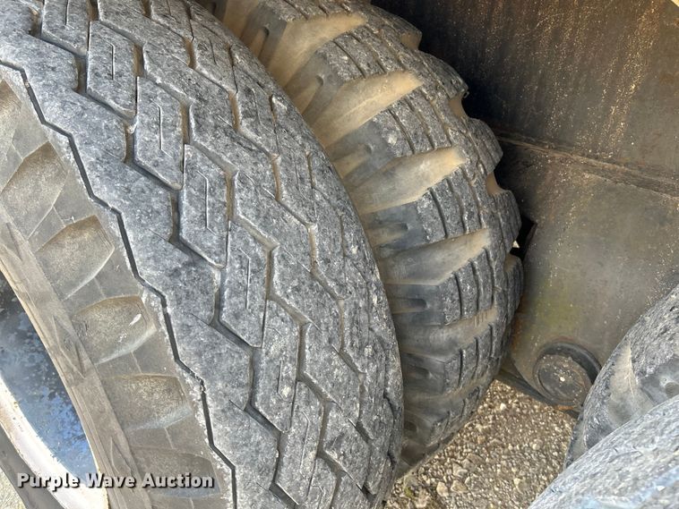 image for item OK9732 1973 P&H 650ATC  crane