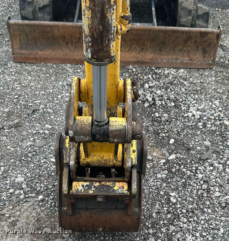 image for item OM9196 2005 John Deere 17 ZTS  mini excavator