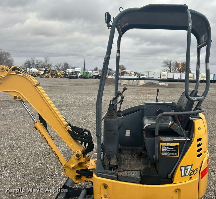 image for item OM9196 2005 John Deere 17 ZTS  mini excavator