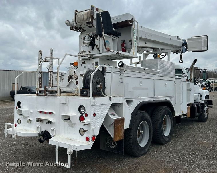 image for item OM9199 1998 GMC C8500 digger derrick truck