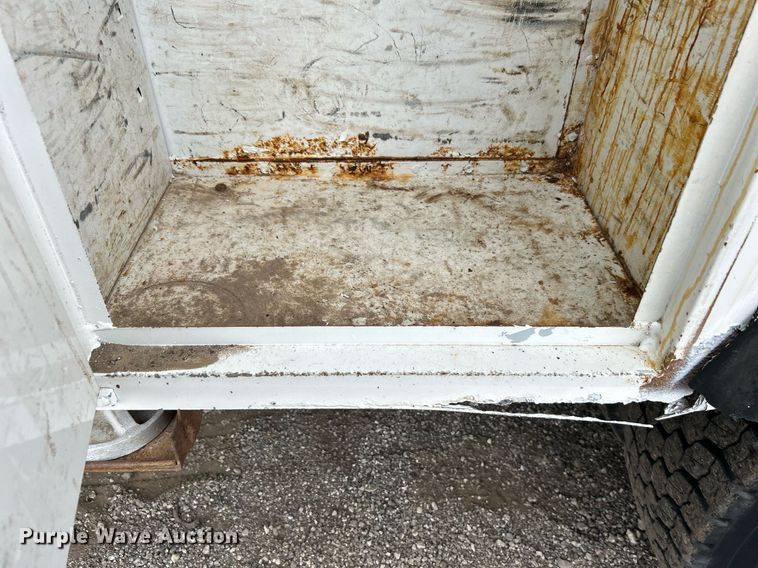 image for item OM9199 1998 GMC C8500 digger derrick truck