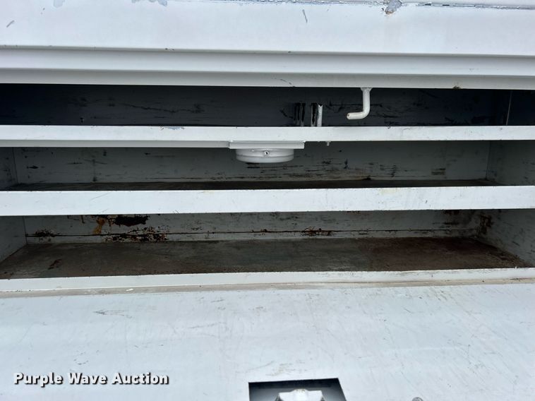 image for item OM9199 1998 GMC C8500 digger derrick truck