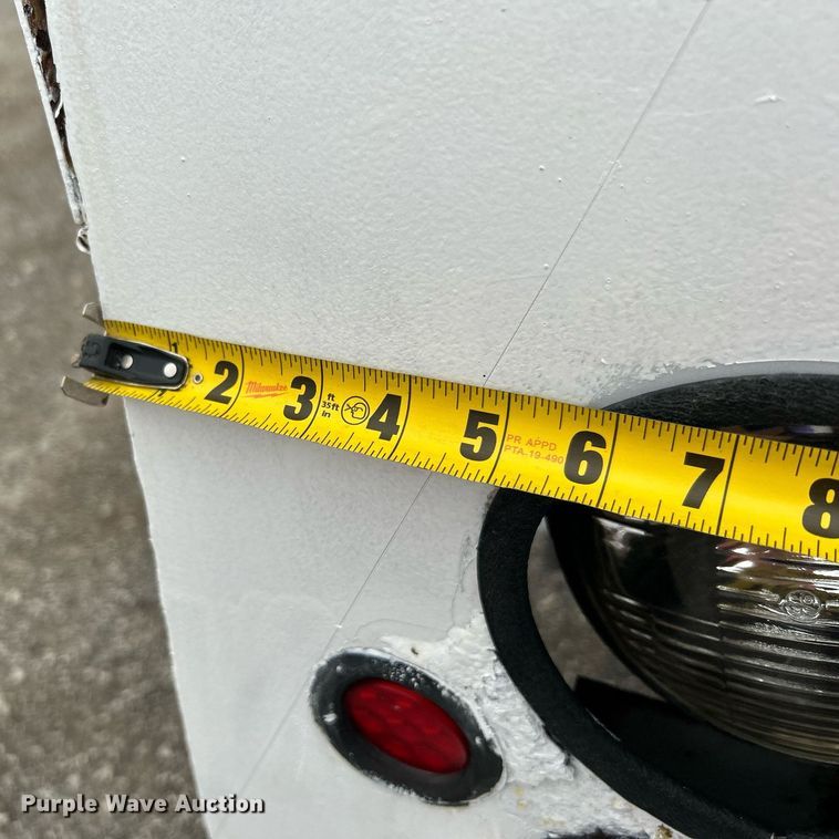 image for item OM9199 1998 GMC C8500 digger derrick truck