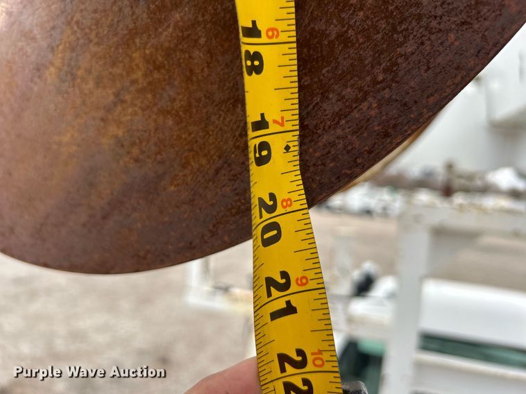 image for item OM9199 1998 GMC C8500 digger derrick truck