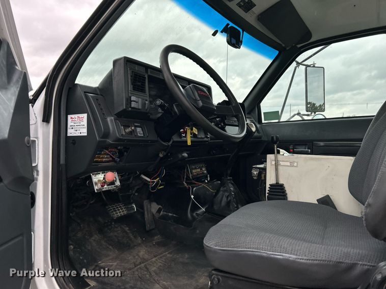 image for item OM9199 1998 GMC C8500 digger derrick truck