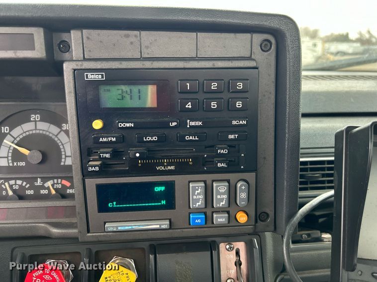 image for item OM9199 1998 GMC C8500 digger derrick truck