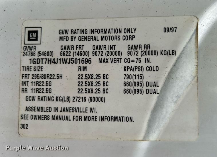 image for item OM9199 1998 GMC C8500 digger derrick truck