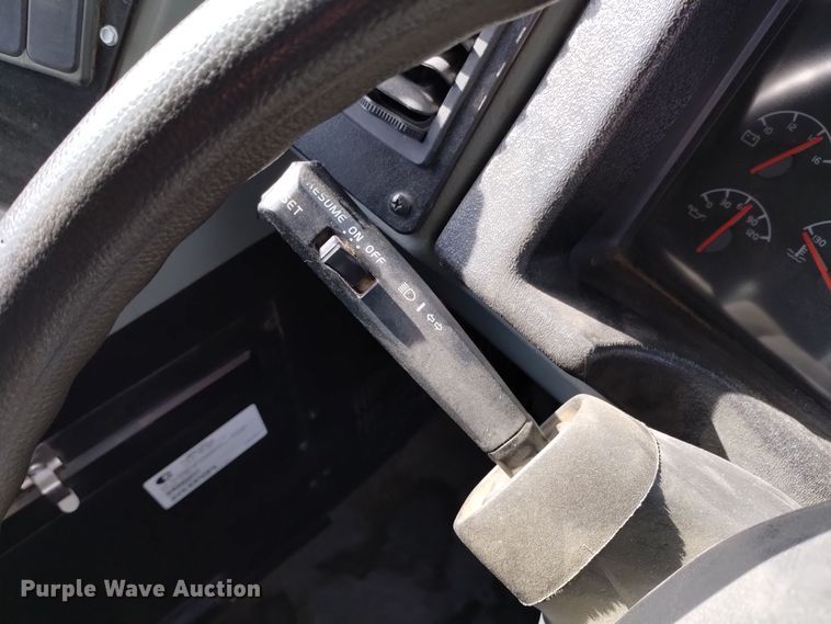 image for item DK8925 2010 Blue Bird Vision  school bus