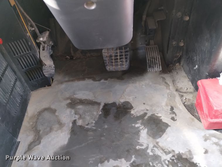 image for item DK8925 2010 Blue Bird Vision  school bus