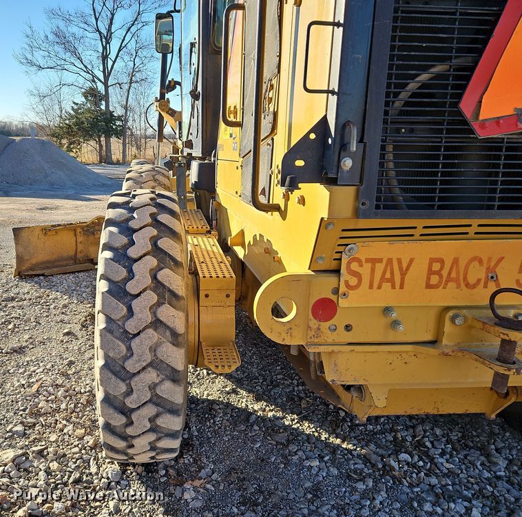 image for item DN7159 2010 Caterpillar 12M  motor grader