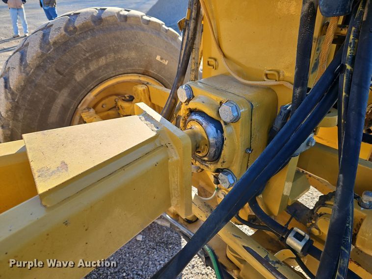 image for item DN7159 2010 Caterpillar 12M  motor grader