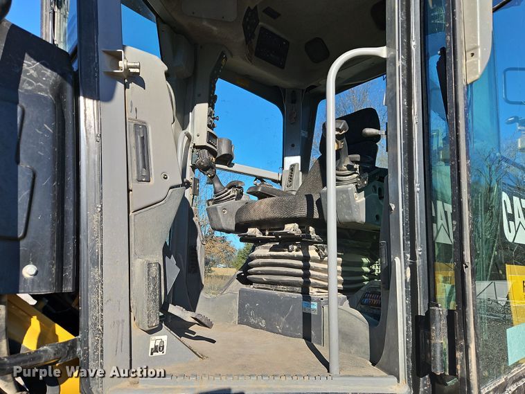 image for item DN7160 2008 Caterpillar 12M  motor grader