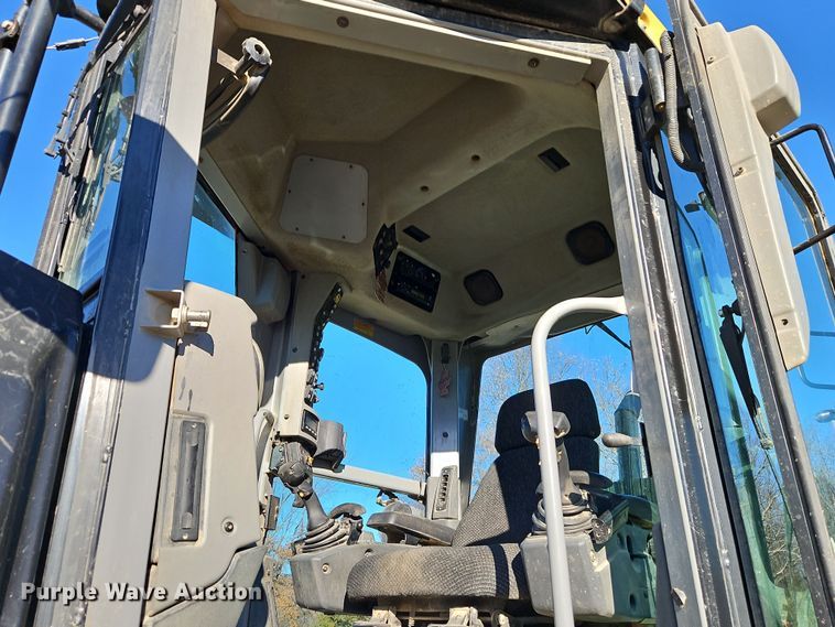 image for item DN7160 2008 Caterpillar 12M  motor grader