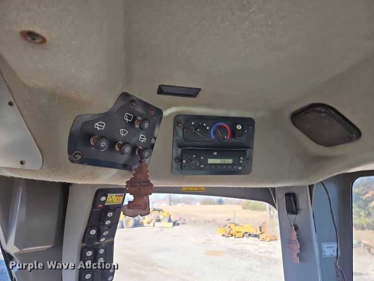 image for item DN7160 2008 Caterpillar 12M  motor grader