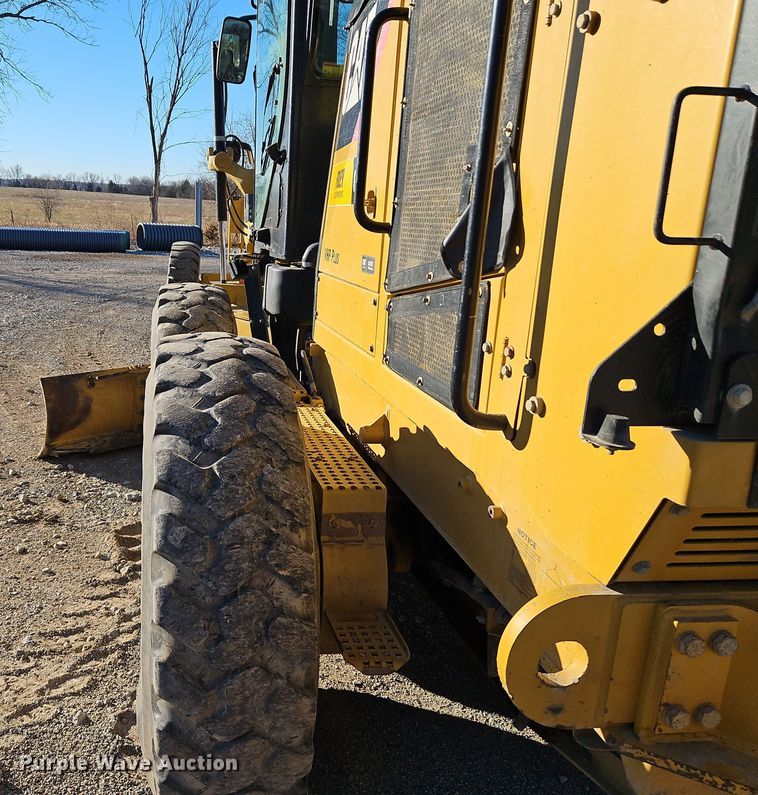 image for item DN7160 2008 Caterpillar 12M  motor grader