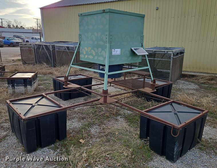 image for item DN7167 Fish feeder