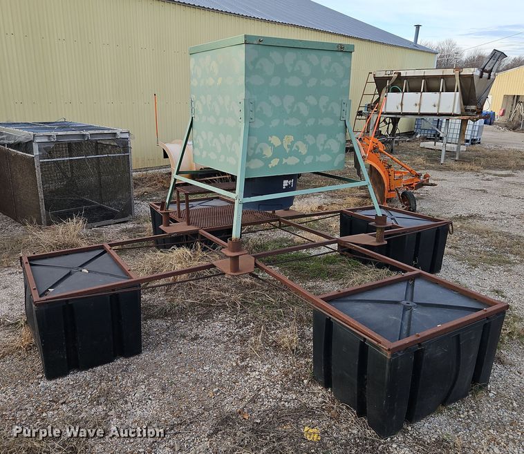 image for item DN7167 Fish feeder