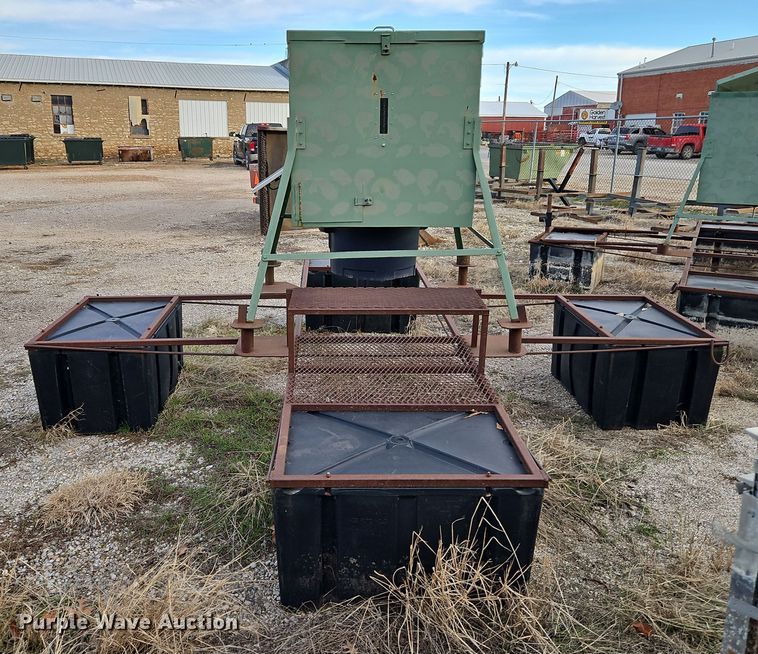 image for item DN7167 Fish feeder