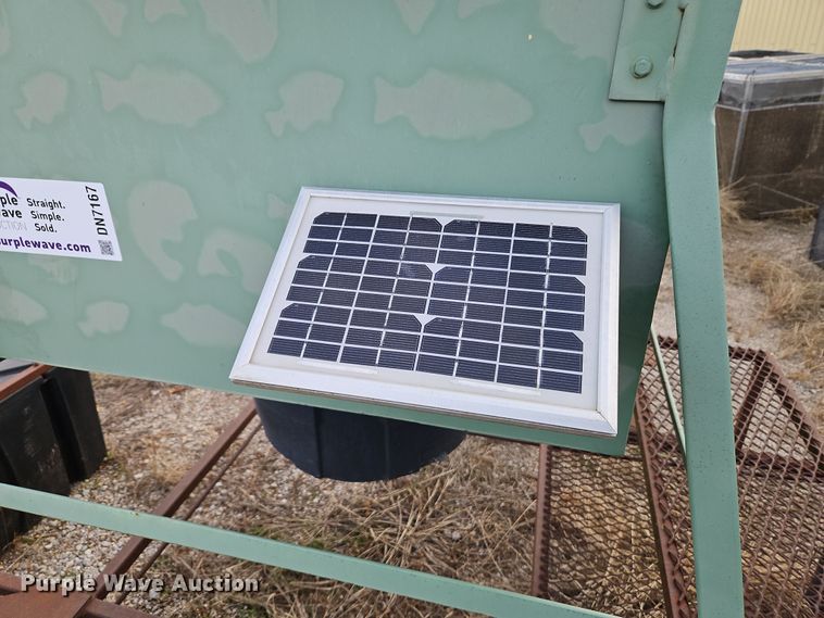 image for item DN7167 Fish feeder