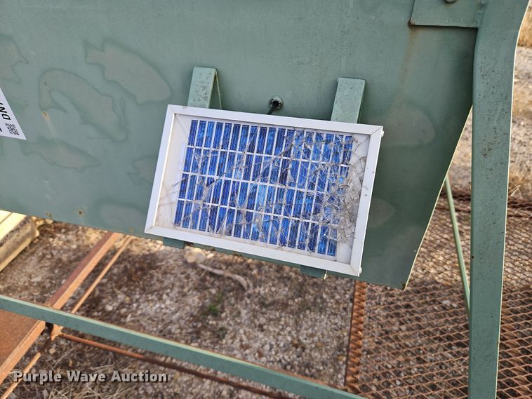 image for item DN7168 Fish feeder