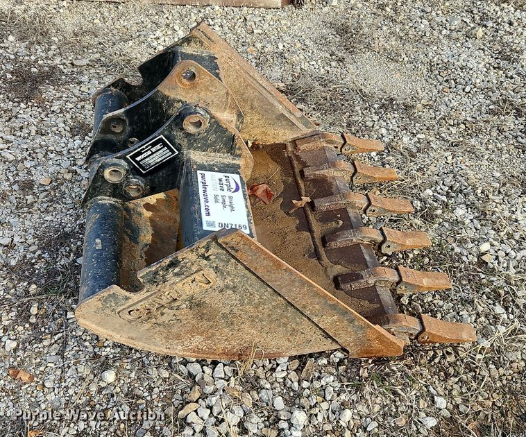 image for item DN7169 Woods SE0502A36N  backhoe bucket
