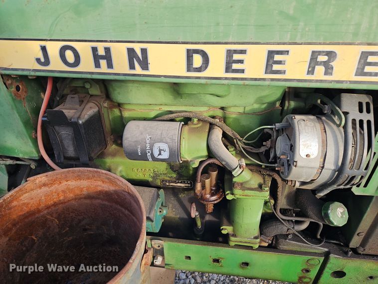 image for item DN7170 1976 John Deere 2640  tractor
