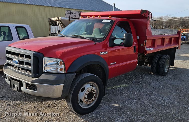 image for item DN7171 2006 Ford F550 Super Duty XL  dump flatbed truck