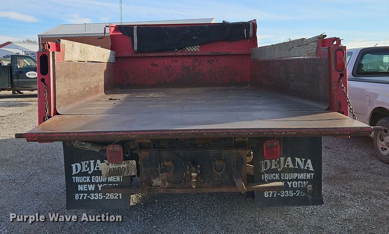 image for item DN7171 2006 Ford F550 Super Duty XL  dump flatbed truck