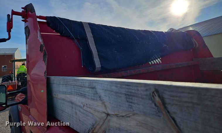 image for item DN7171 2006 Ford F550 Super Duty XL  dump flatbed truck