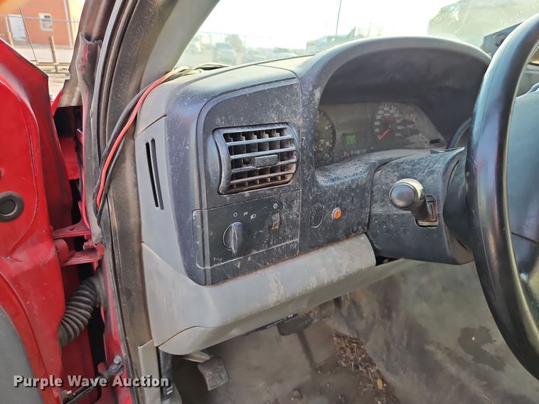 image for item DN7171 2006 Ford F550 Super Duty XL  dump flatbed truck