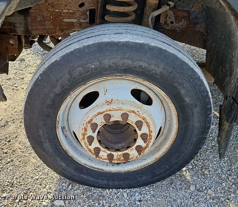 image for item DN7171 2006 Ford F550 Super Duty XL  dump flatbed truck