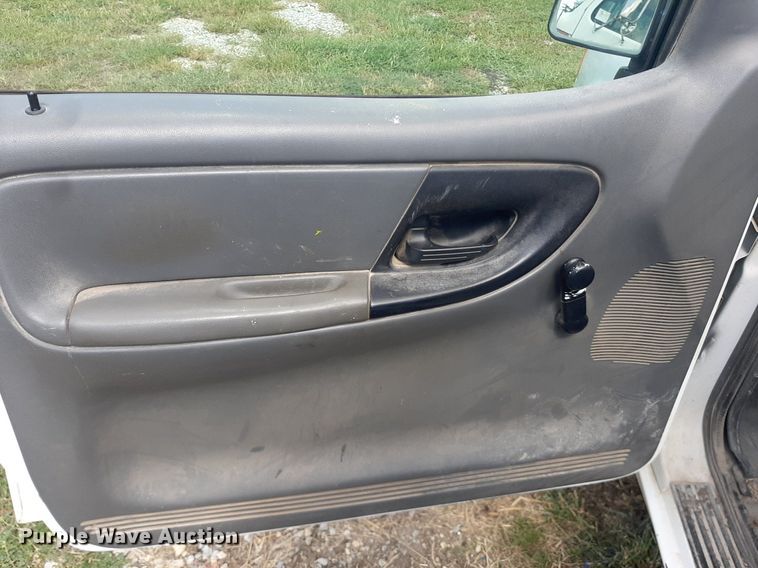 image for item DO3158 2005 Ford Ranger  pickup truck