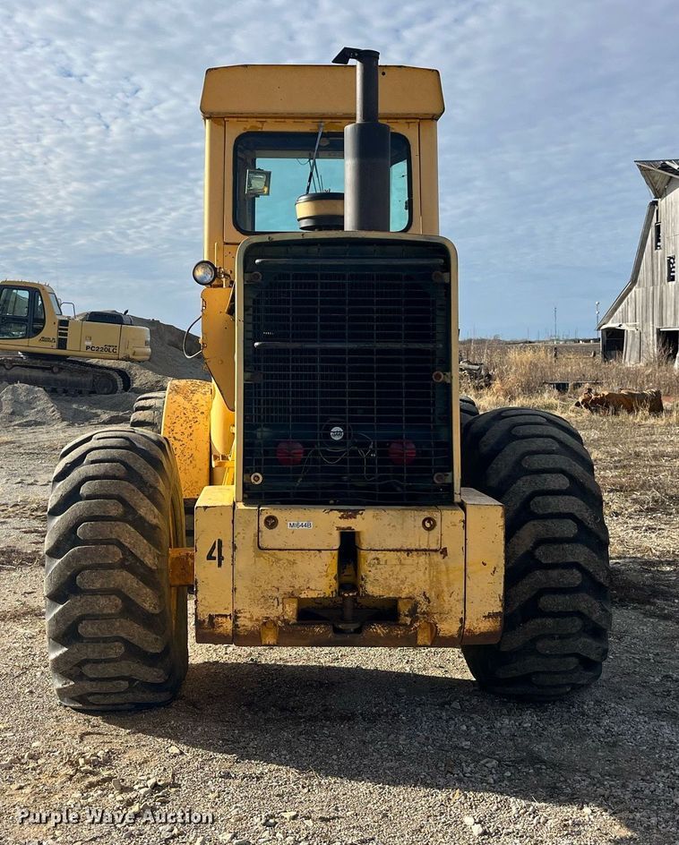 image for item DP2170 1975 John Deere 644BA  wheel loader