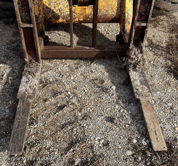 image for item DP2170 1975 John Deere 644BA  wheel loader