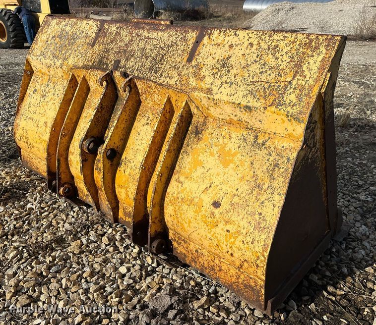 image for item DP2170 1975 John Deere 644BA  wheel loader