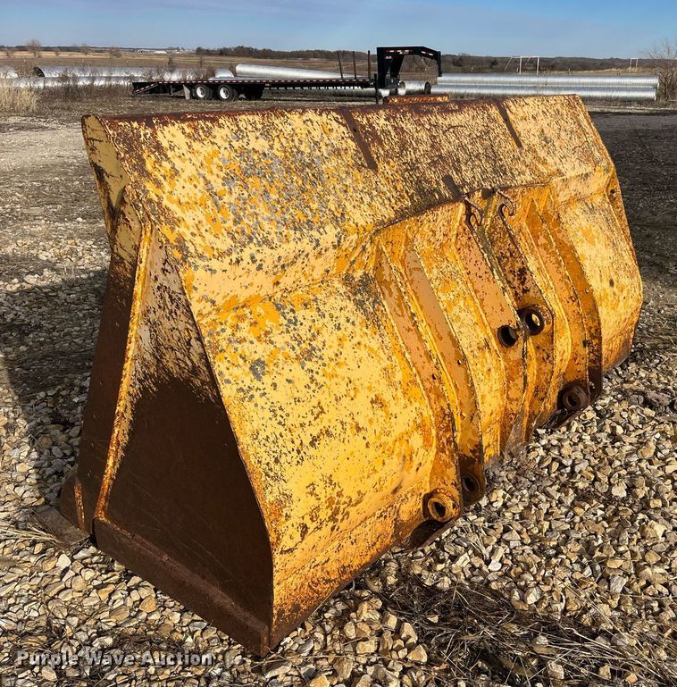 image for item DP2170 1975 John Deere 644BA  wheel loader