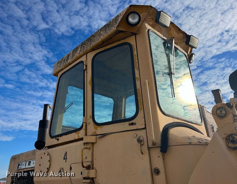 image for item DP2170 1975 John Deere 644BA  wheel loader