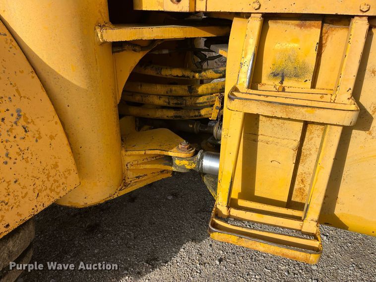 image for item DP2170 1975 John Deere 644BA  wheel loader