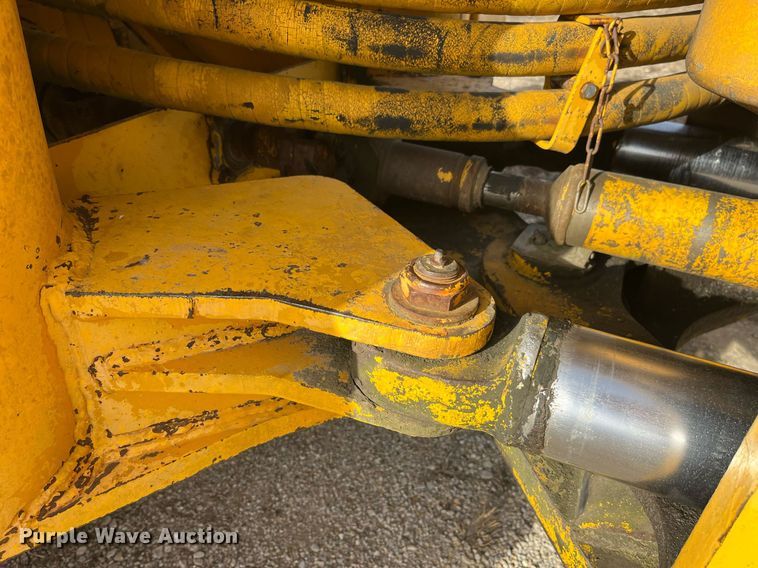 image for item DP2170 1975 John Deere 644BA  wheel loader