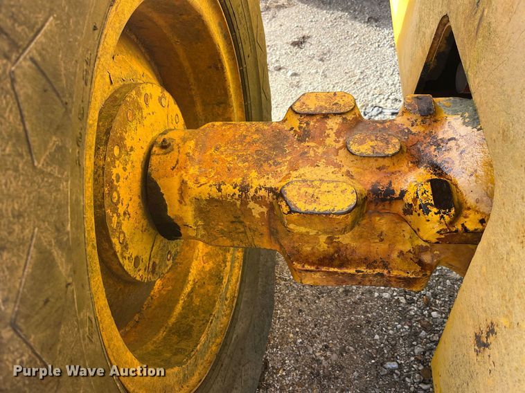 image for item DP2170 1975 John Deere 644BA  wheel loader