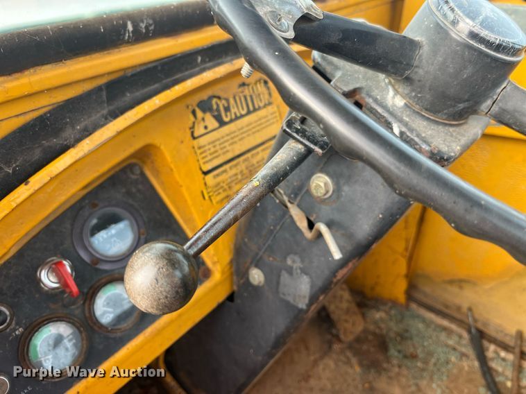 image for item DP2170 1975 John Deere 644BA  wheel loader