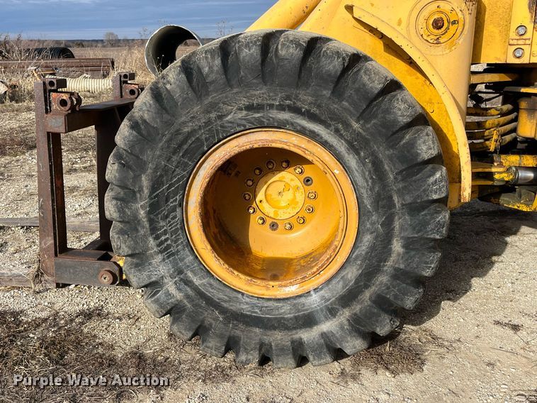 image for item DP2170 1975 John Deere 644BA  wheel loader