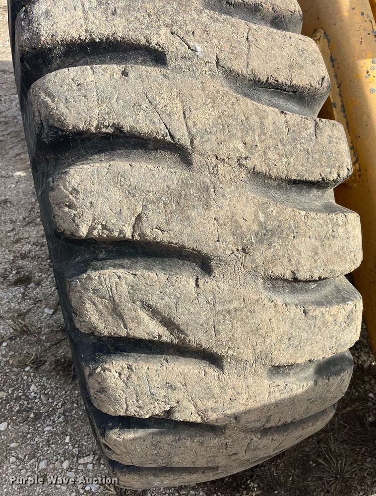 image for item DP2170 1975 John Deere 644BA  wheel loader