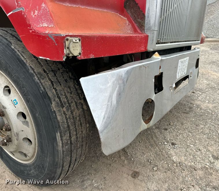 image for item DP3263 1985 Volvo White  water truck